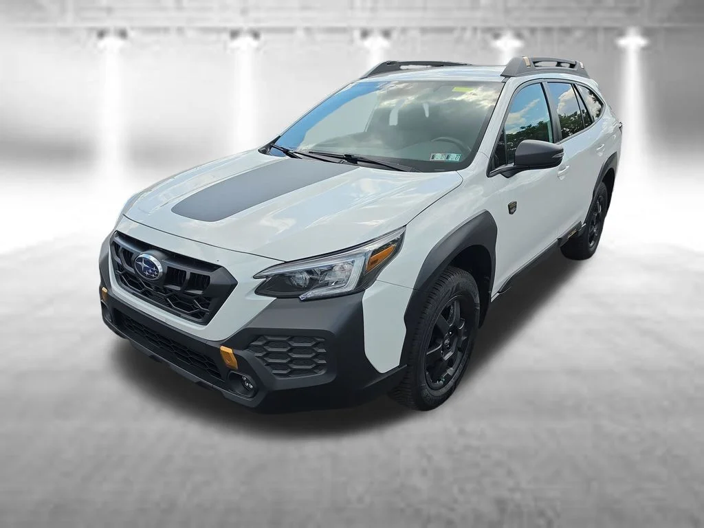 Used 2025 White Subaru Wilderness image 3