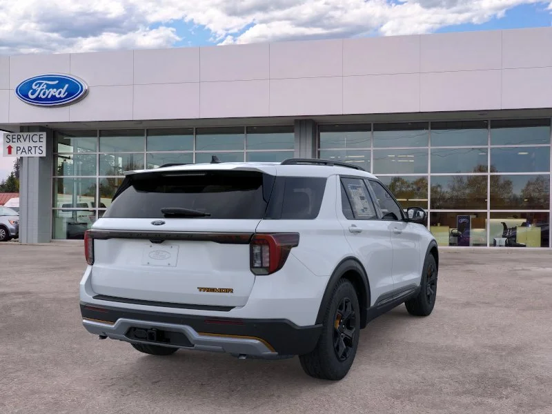 New 2026 Space White Metallic Ford Tremor® image 8