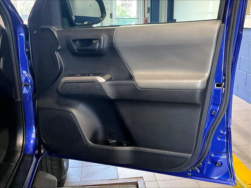 Used 2023 Blue Toyota SR5 image 12