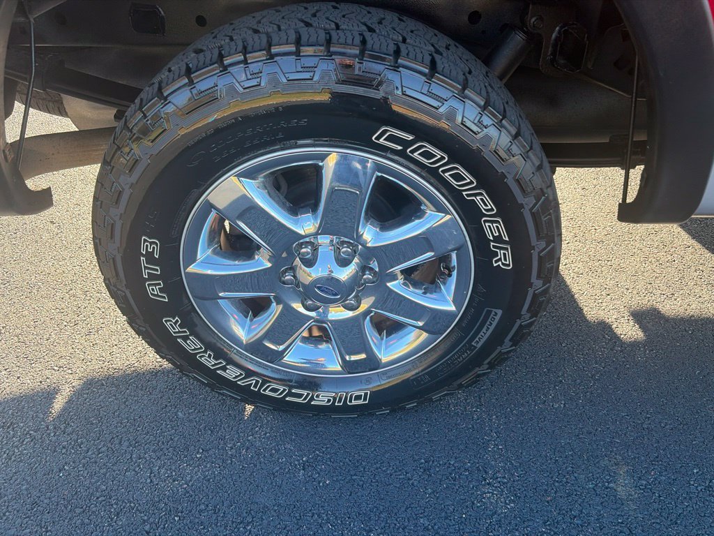 Used 2014 Red Ford XL image 13