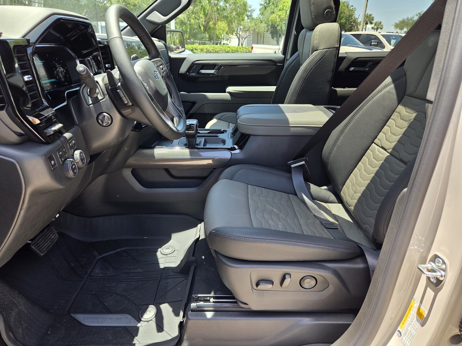 2026 Chevrolet Silverado 1500 ZR2 - Photo 23