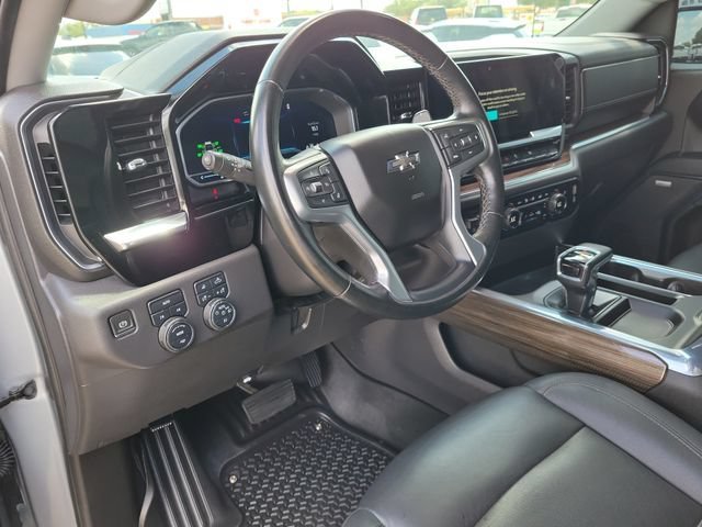 Used 2023 STERLING GRAY METALLIC Chevrolet RST image 19