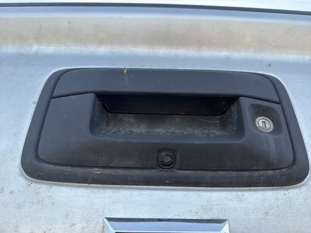 Used 2016 Silver Chevrolet LT image 9