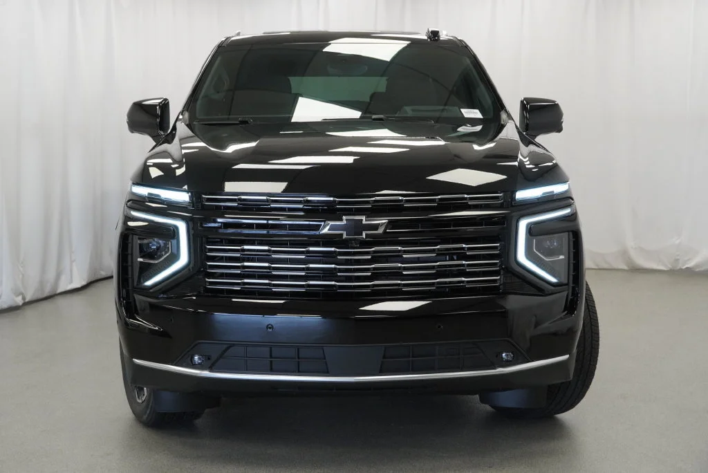 New 2026 Black Chevrolet High Country image 35