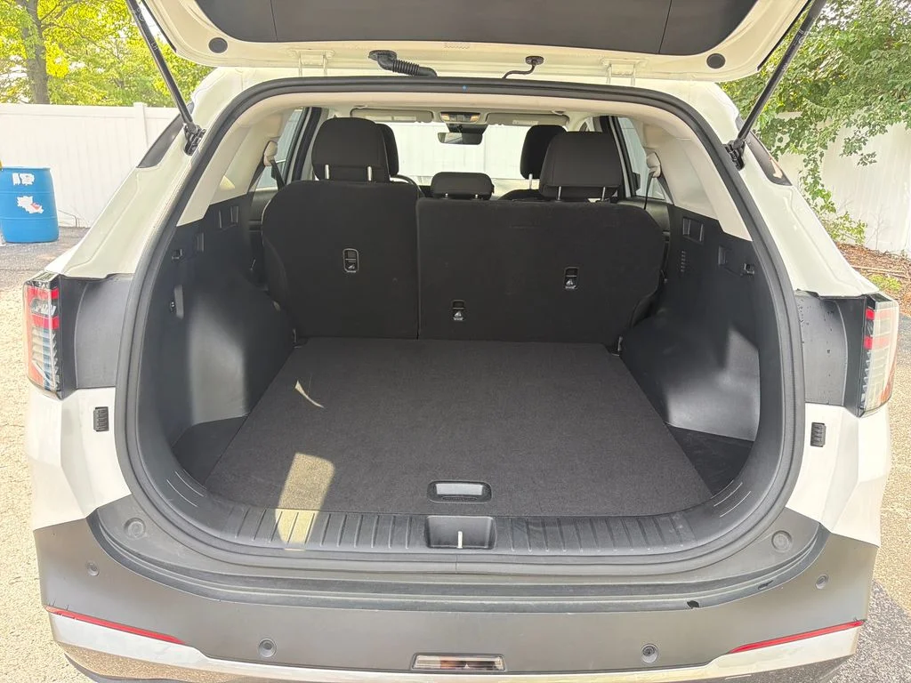 Used 2026 White Kia LX image 24