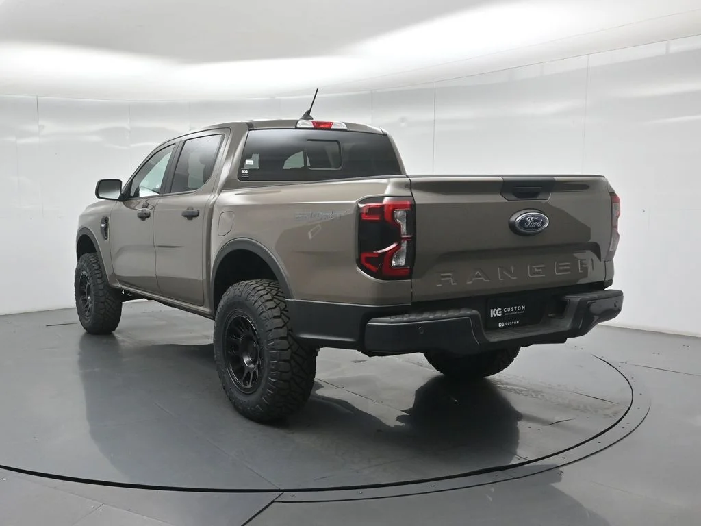 New 2026 Gray Ford XLT image 28