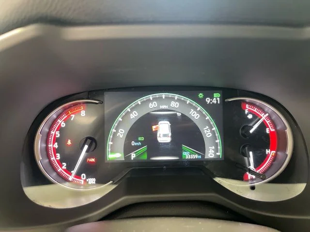 Used 2025 Ice Toyota XLE image 10