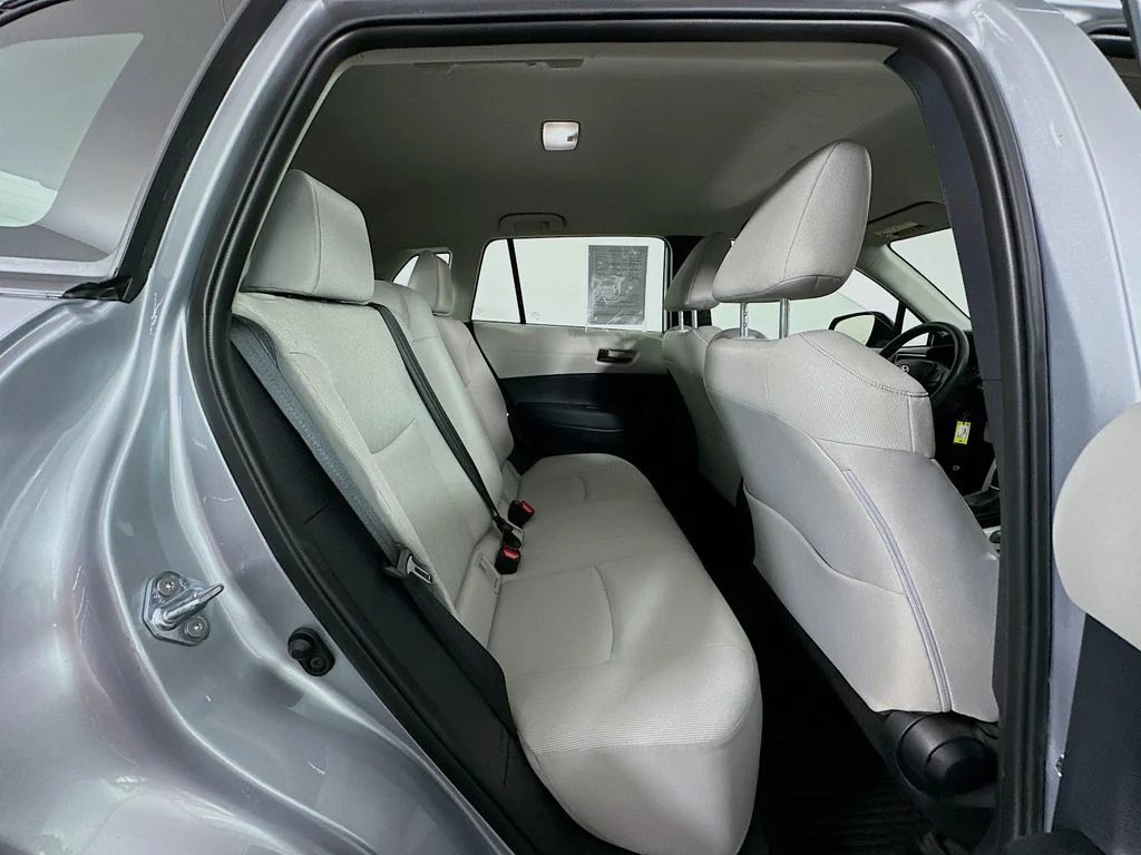 Used 2025 Silver Toyota L image 27