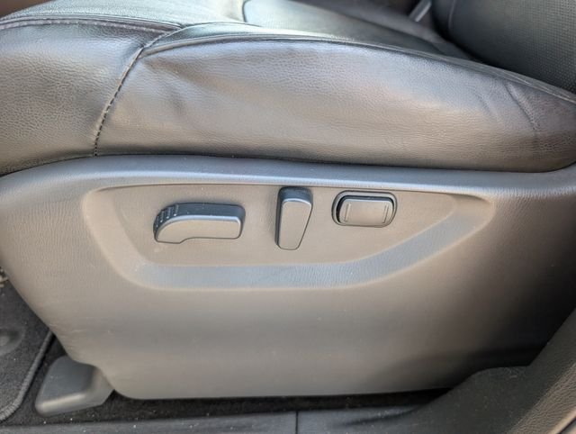 Used 2023 Gray Nissan SL image 16