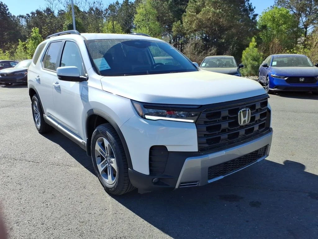 2026 Honda Pilot EX-L 2WD's photo
