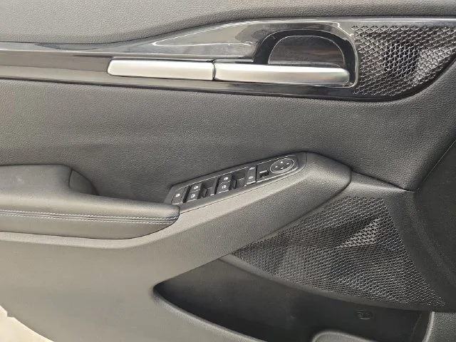 Used 2021 Gravity Gray Kia S image 32