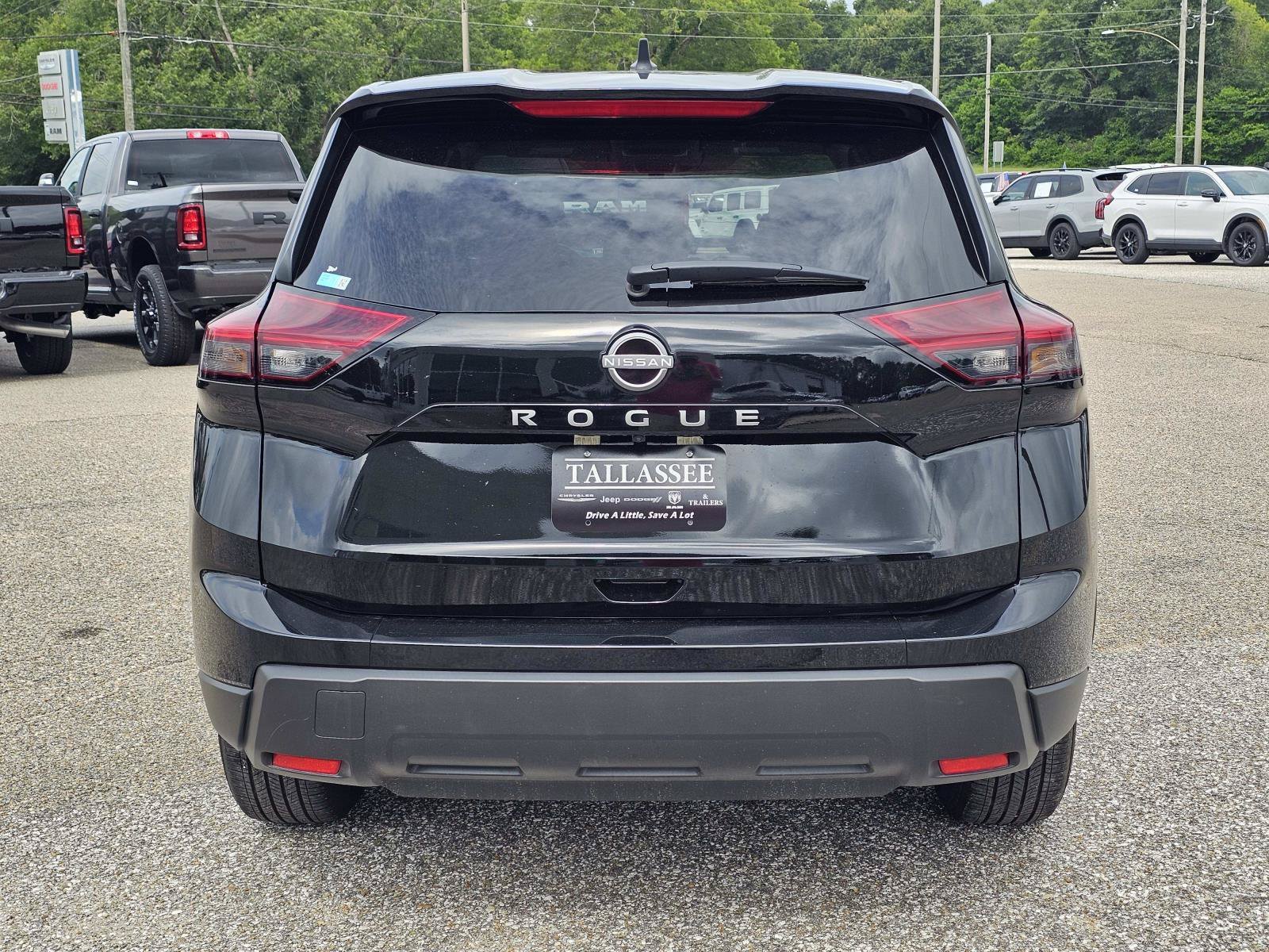 Used 2026 Super Black Nissan SV image 10