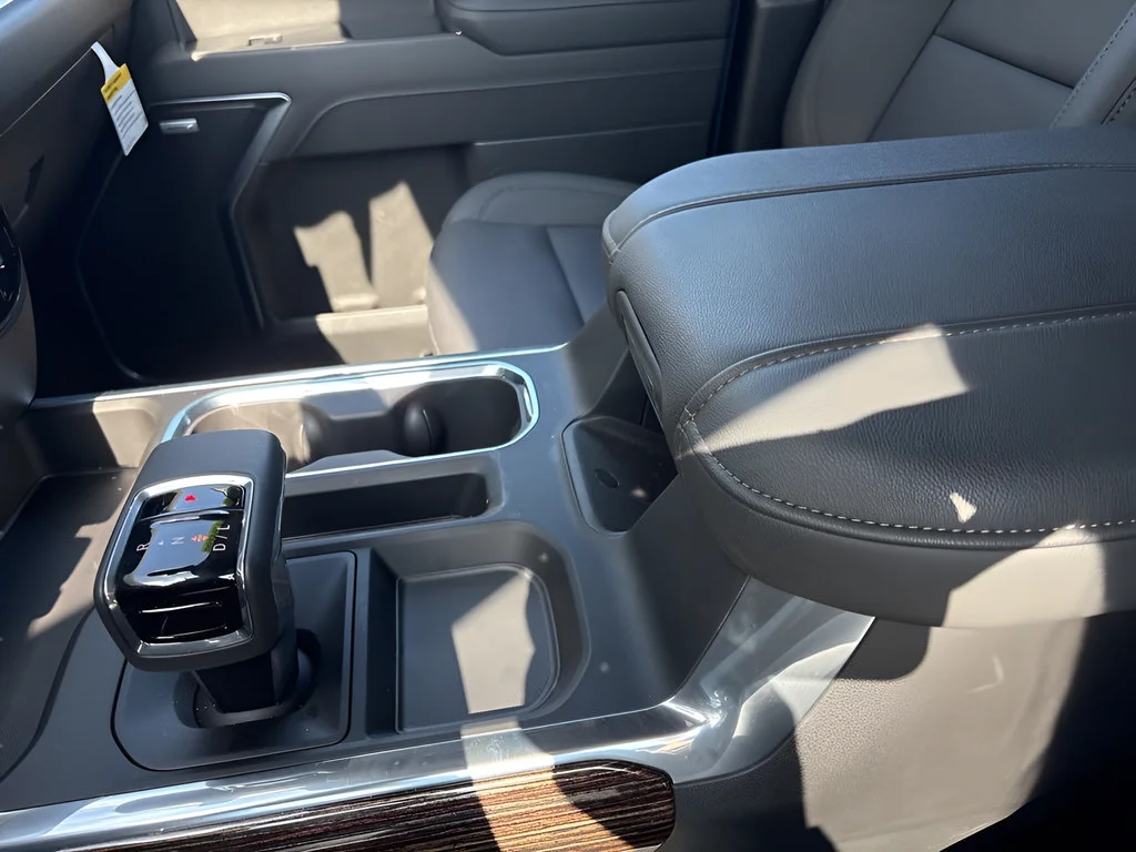 New 2026 Onyx Black GMC Elevation image 31