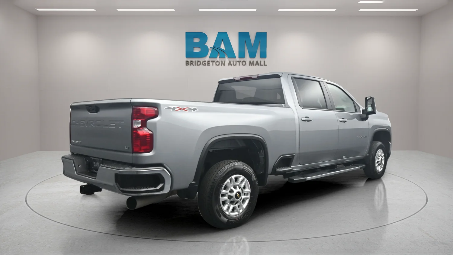 Used 2026 Gray Chevrolet LT image 6