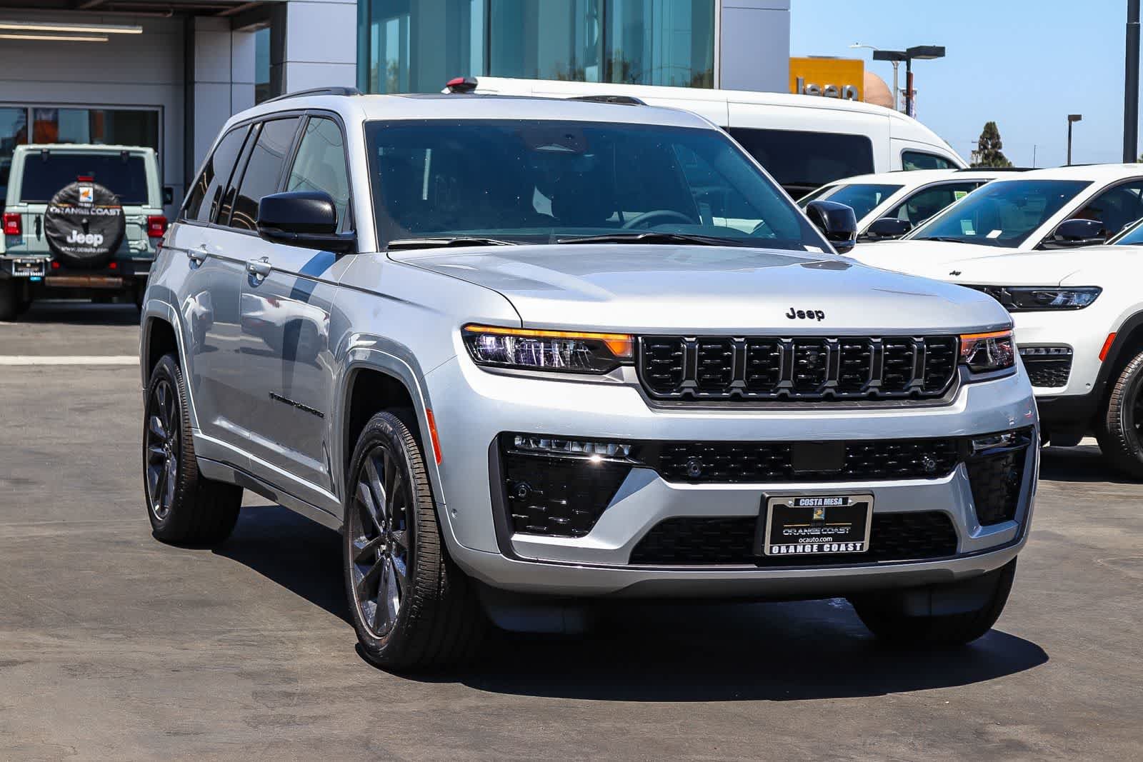 New 2026 Silver Zynith Jeep Limited Reserve image 3