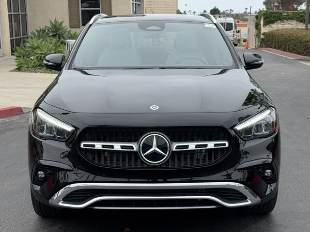 Used 2026 Cosmos Black Metallic Mercedes-Benz GLA 250 image 3