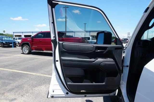 Used 2025  Toyota 1958 image 12