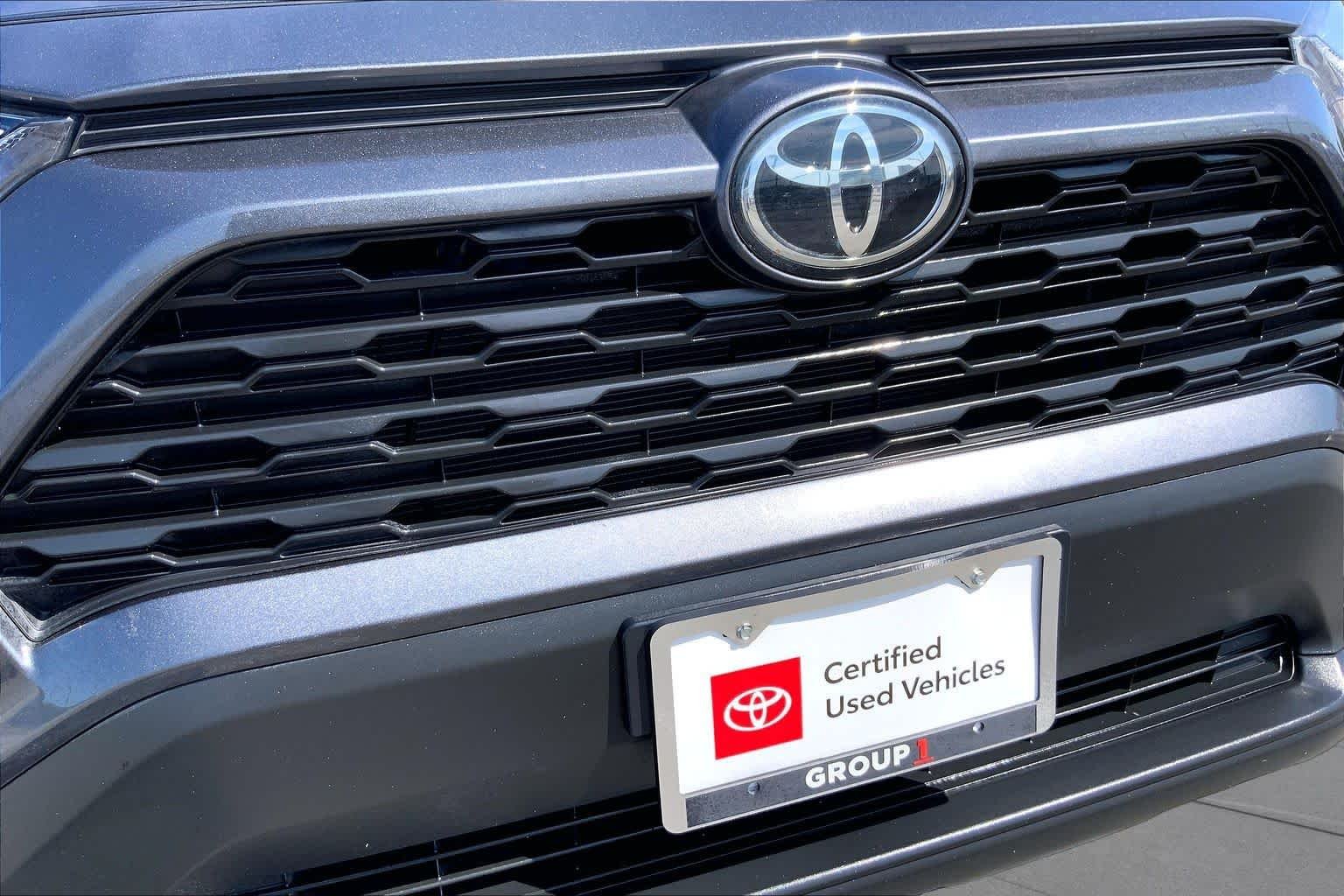 Certified Used 2025 Magnetic Gray Metallic Toyota XLE image 29