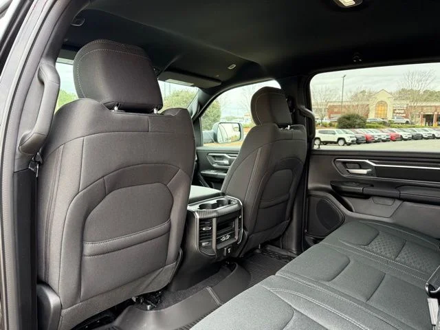 New 2026 Diamond Black Crystal Pearl-Coat Exterior Paint RAM Big Horn/Lone Star image 26