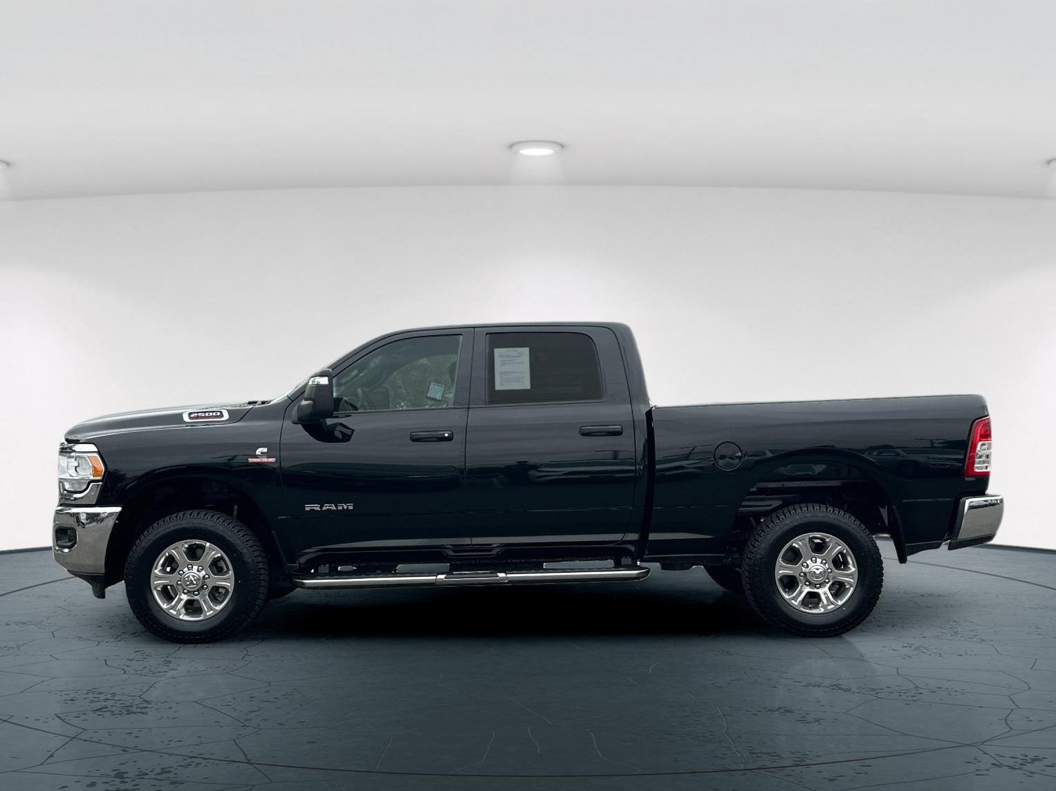 Used 2024 Diamond Black Ram Big Horn 4D Crew Cab image 3