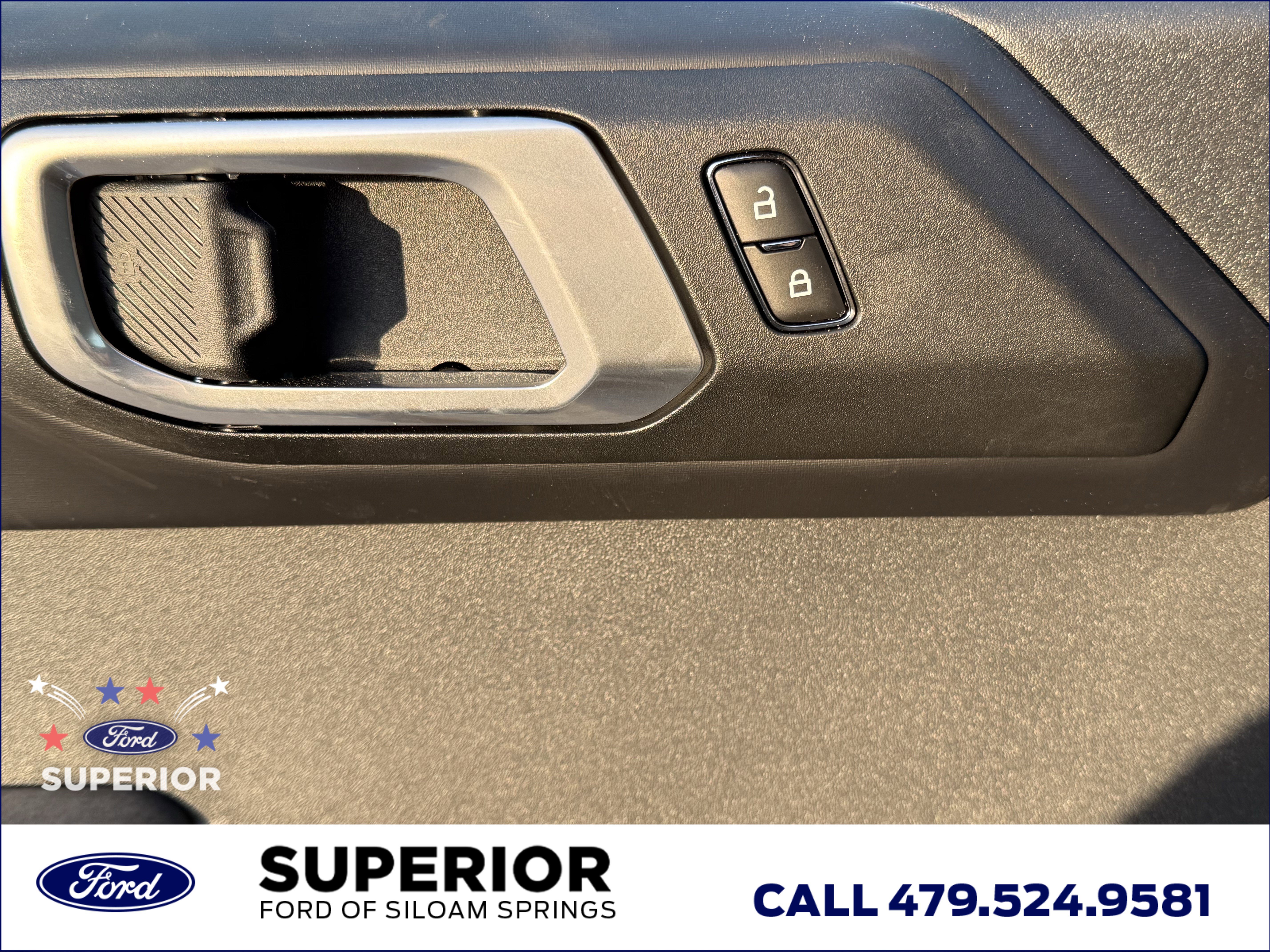 New 2026 Avalanche Gray Ford Badlands 4WD image 16