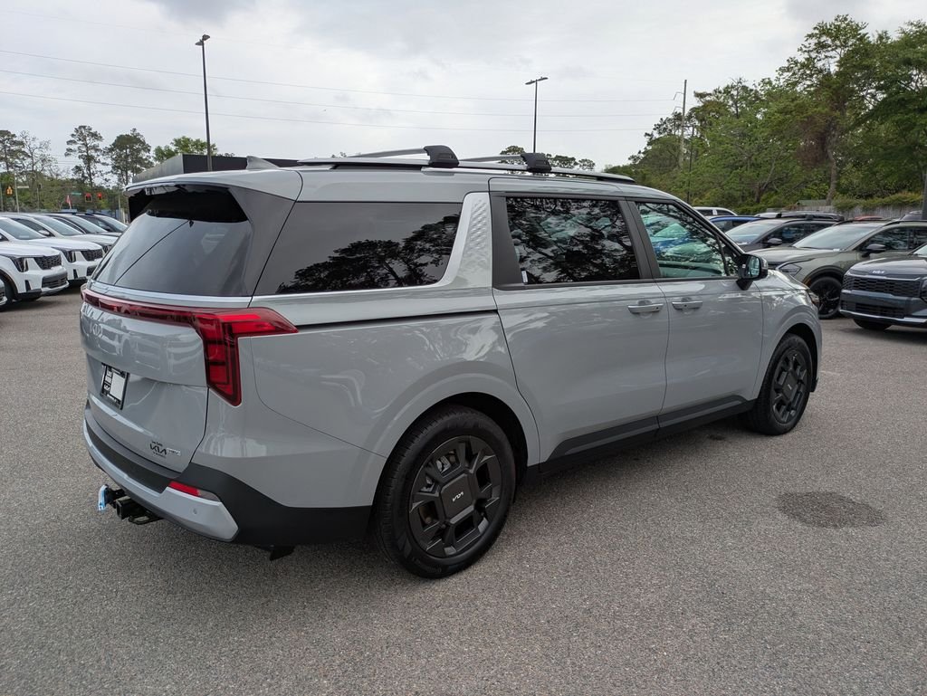 New 2026 Ceramic Silver Kia EX image 4