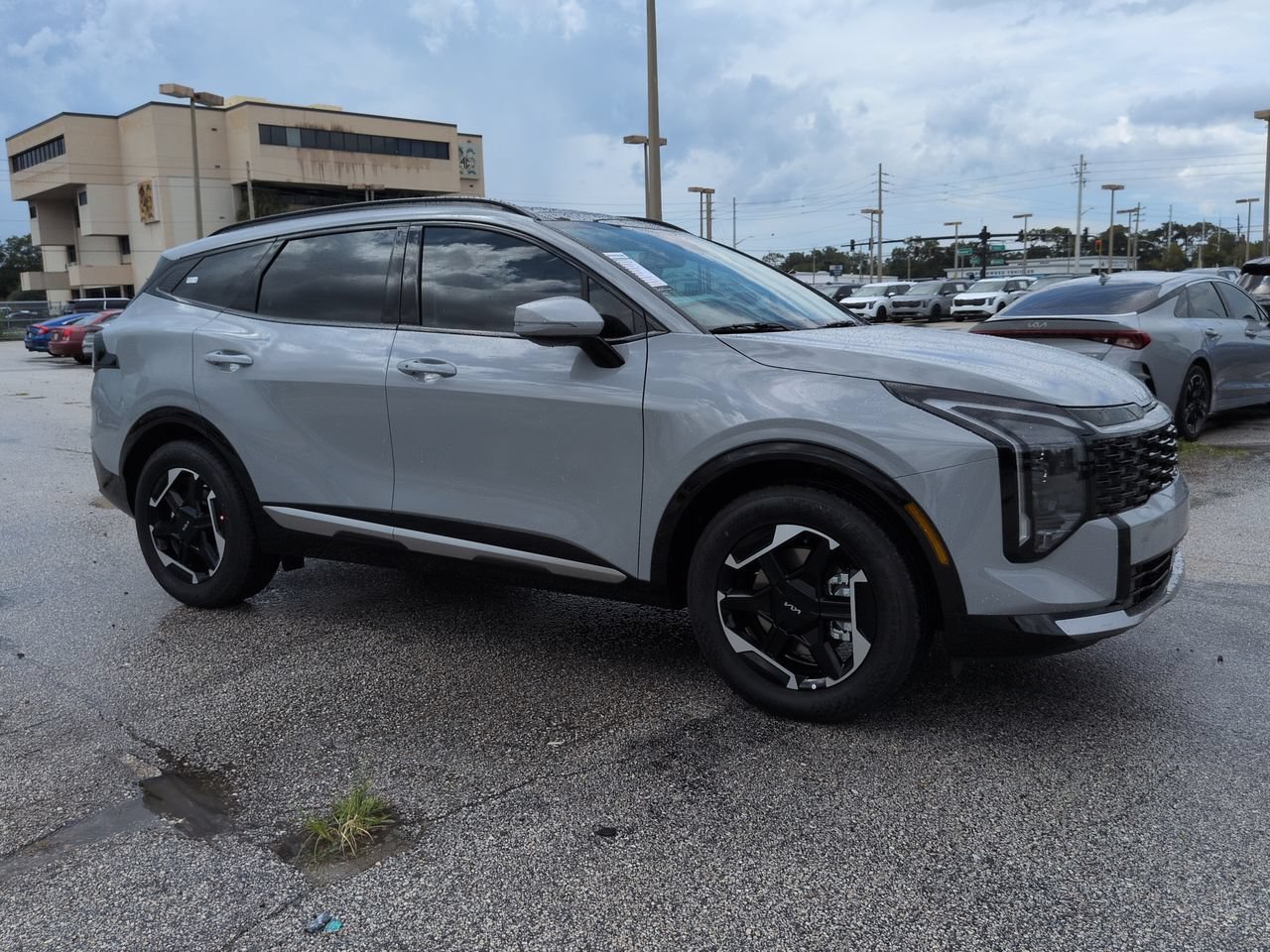 New 2027 Wolf Gray Kia SX image 1