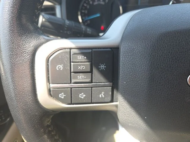 Used 2023 Oxford White Ford XLT image 17