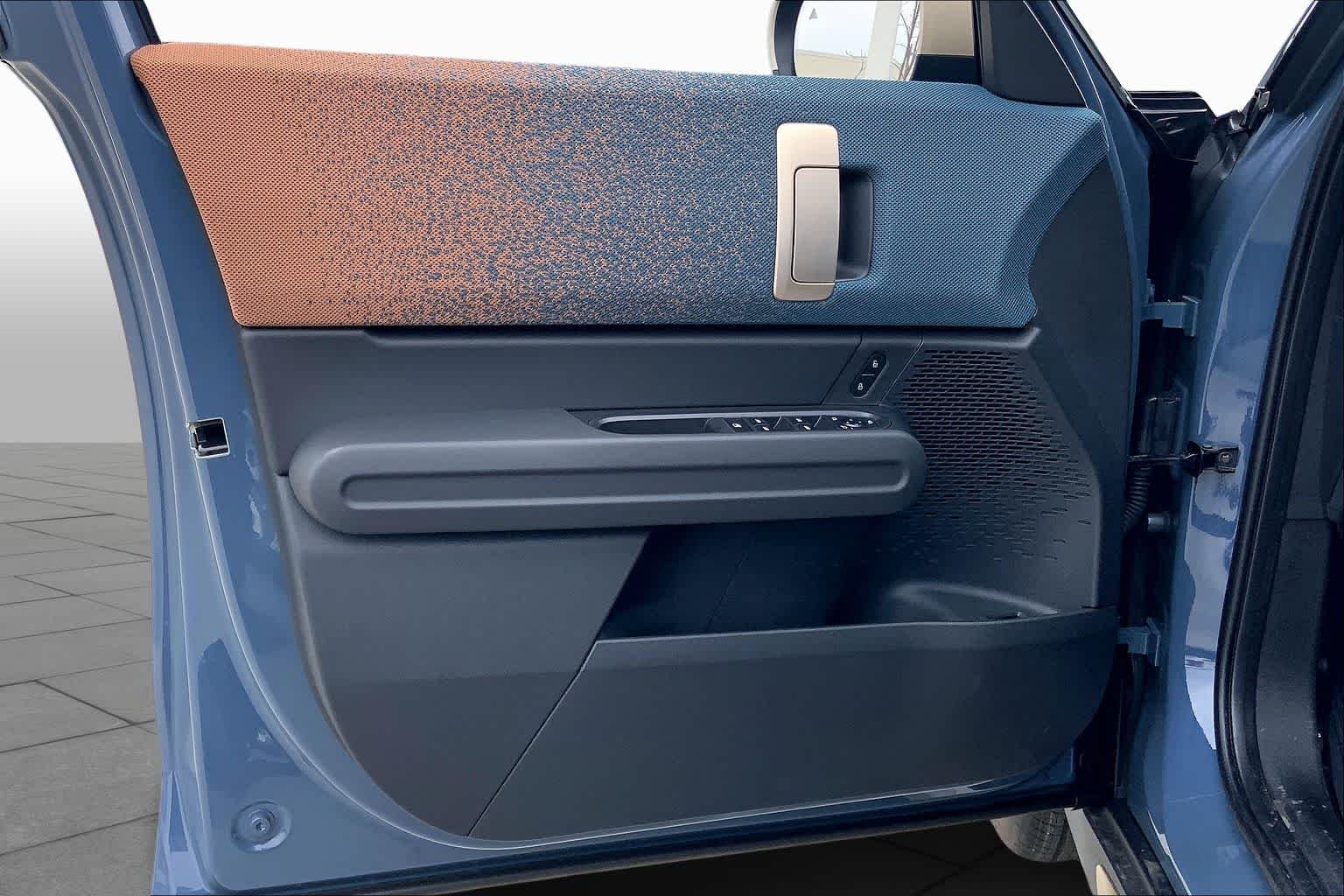New 2026 Slate Blue Metallic MINI Signature Plus image 10