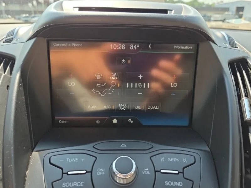 Used 2014 Red Ford SE image 33