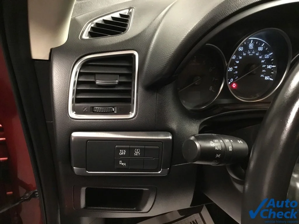 Used 2016 Red Mazda Grand Touring image 22