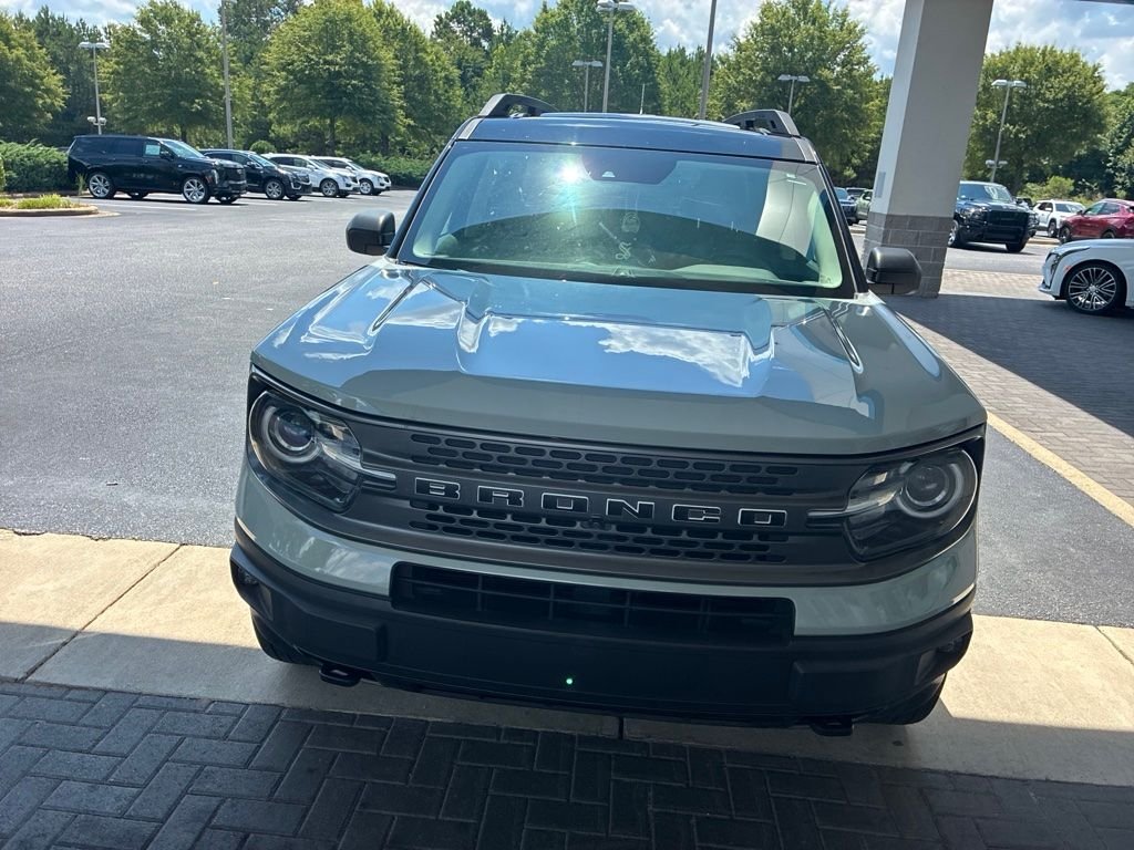 Used 2022 Green Ford Badlands image 2