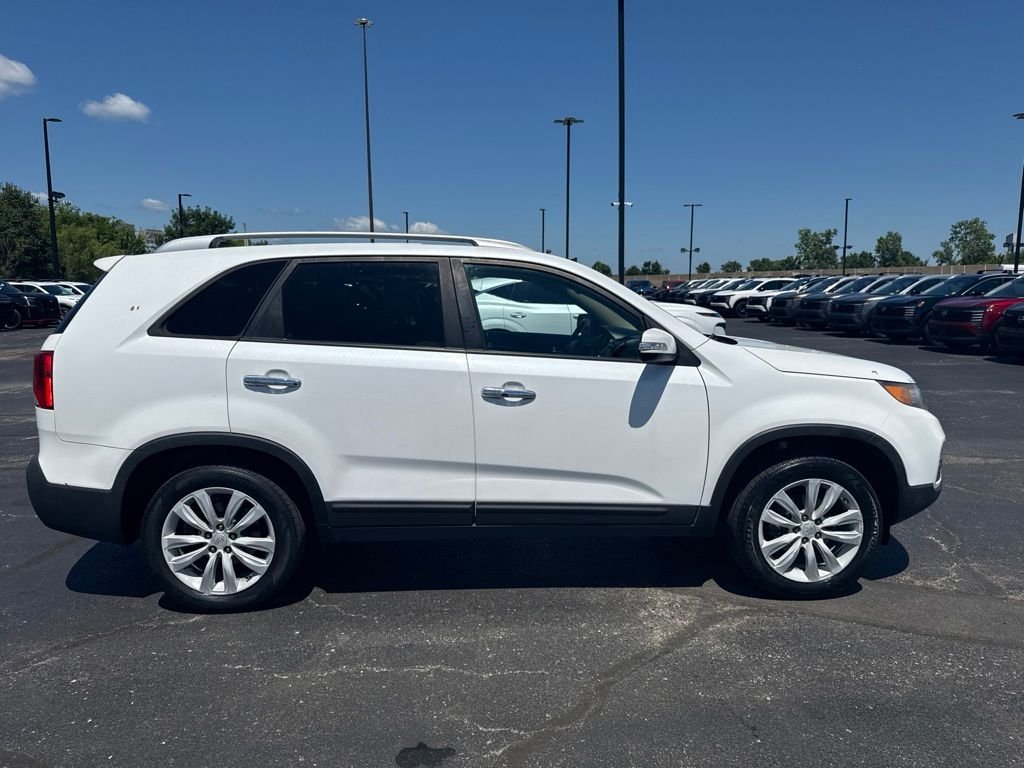 Used 2011 Kia Sorento EX with VIN 5XYKU4A13BG131965 for sale in Clarksville, IN