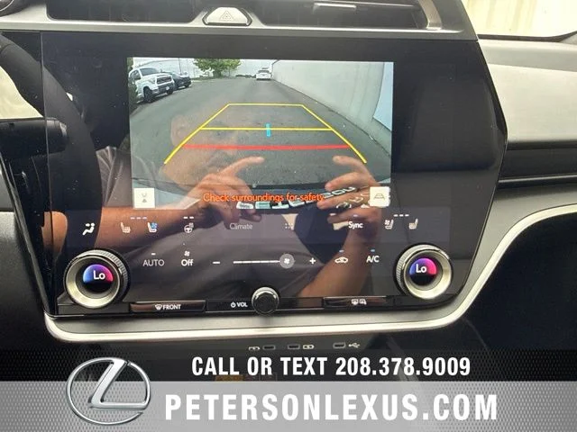 New 2026 Oxygen White Lexus  image 16