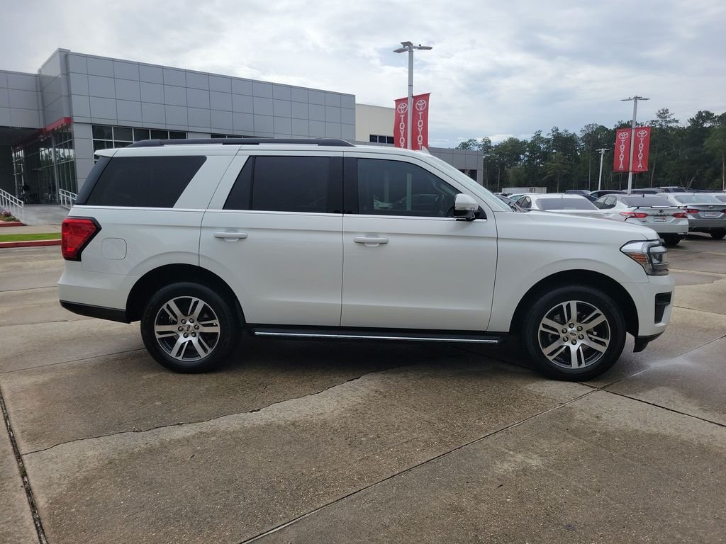 Used 2023 White Ford XLT image 9