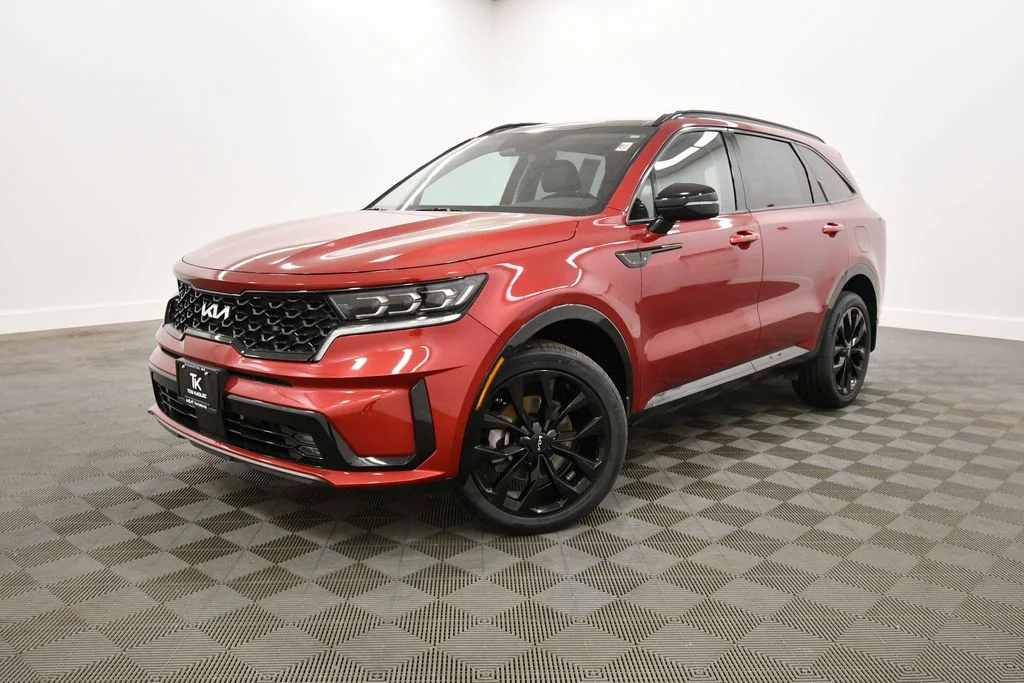 Certified 2023 Kia Sorento SX with VIN 5XYRKDLF7PG204484 for sale in Rochester, Minnesota