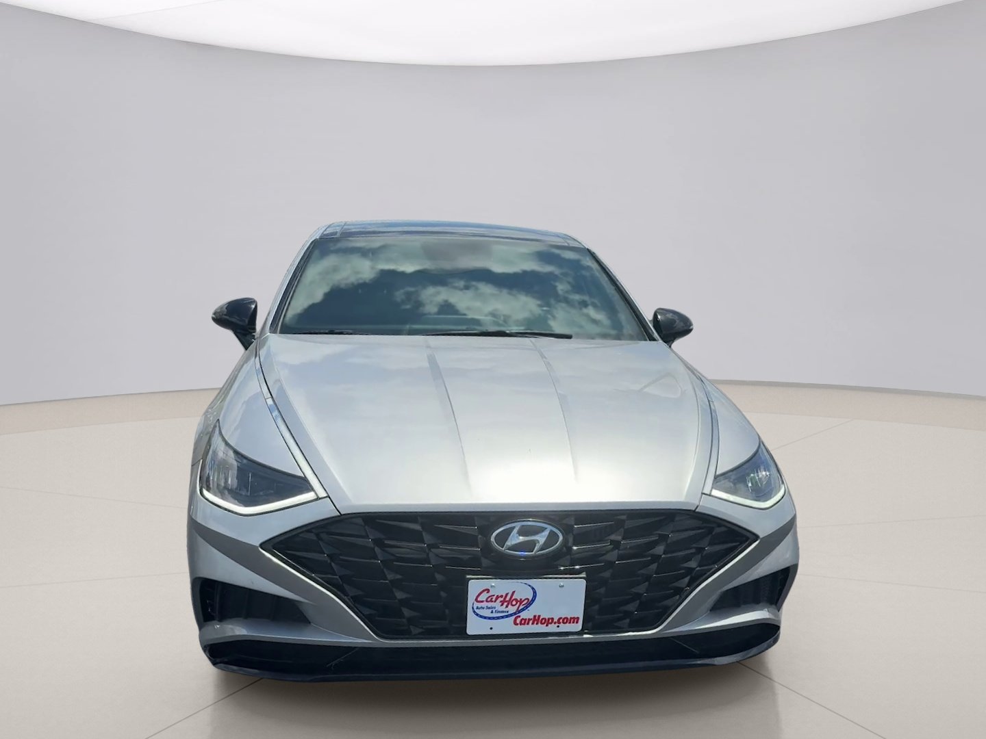 Used 2021 Silver Hyundai SEL PLUS image 8