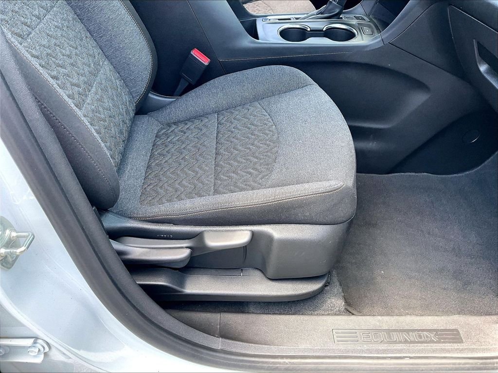 Used 2023 Summit White Chevrolet LT image 35