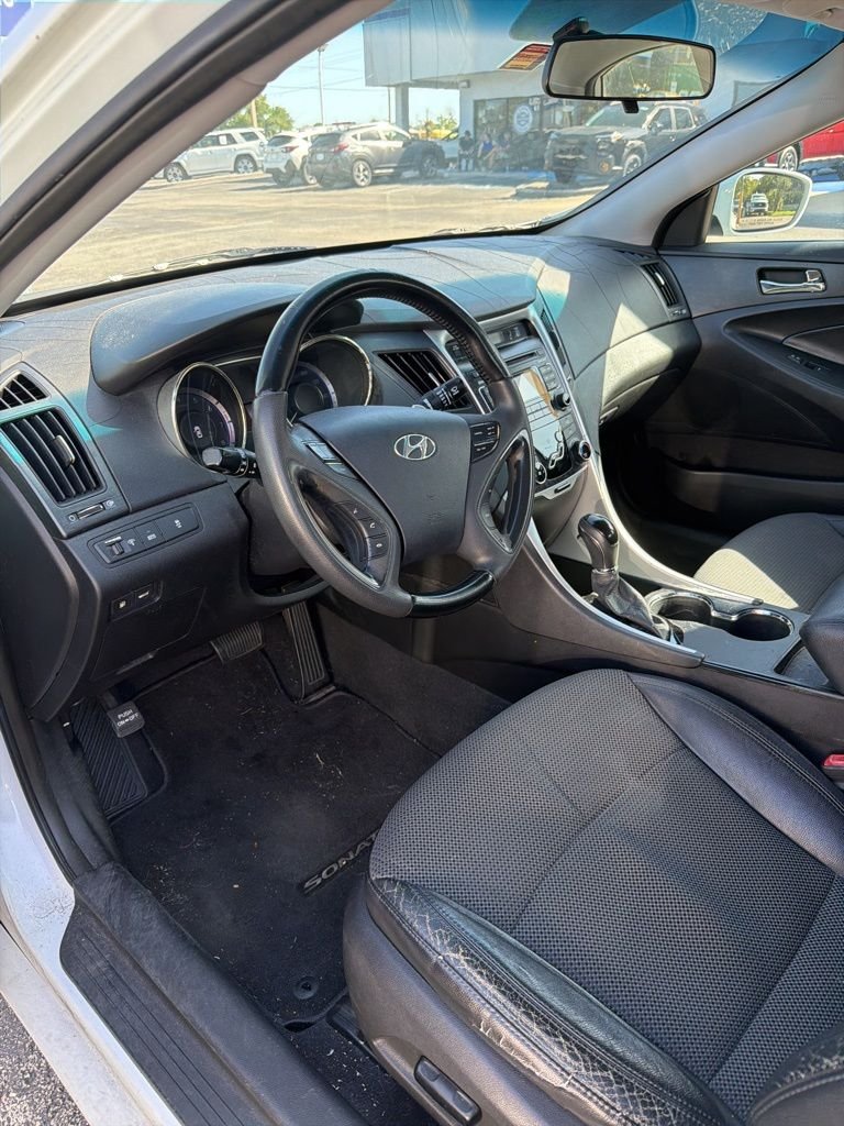 Used 2011 Hyundai Sonata SE with VIN 5NPEC4AC9BH147467 for sale in Tampa, FL