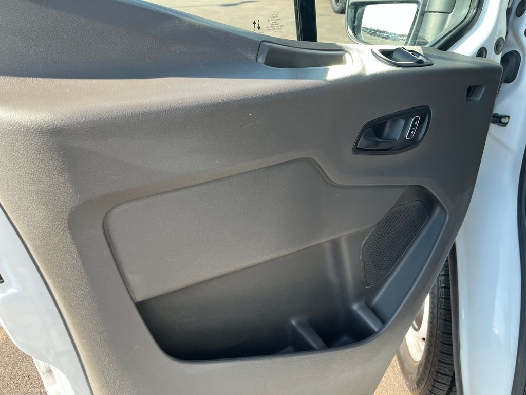 Used 2022 White Ford Base image 12