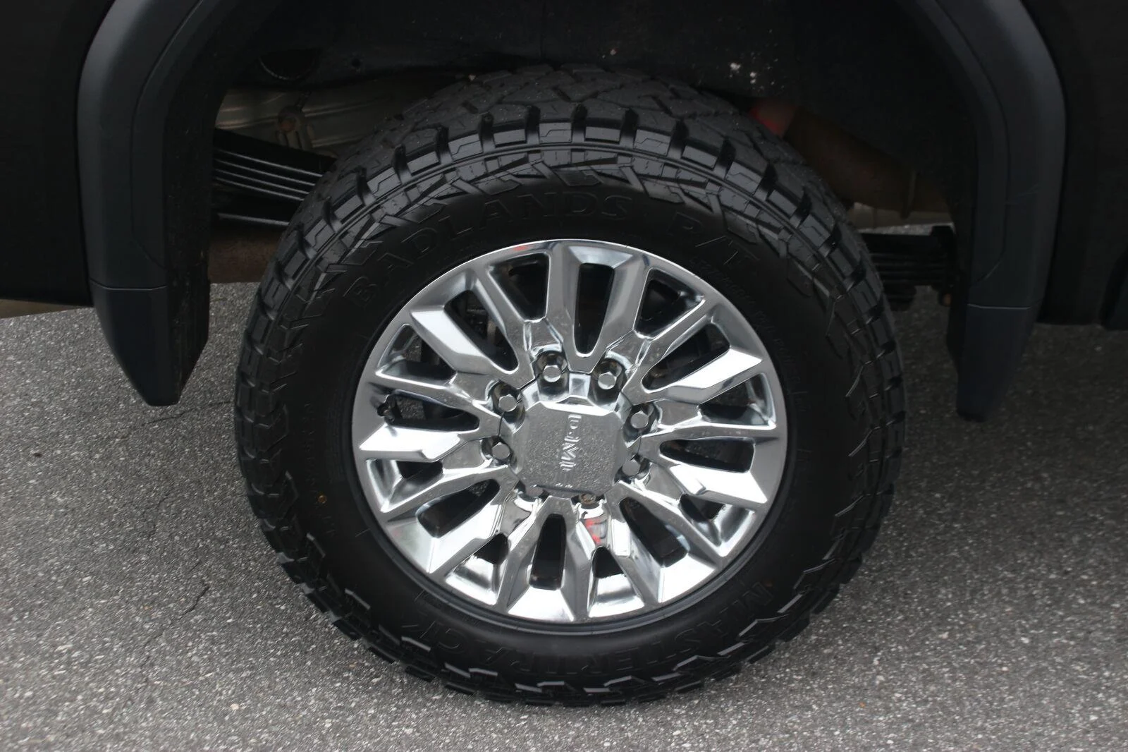 Used 2023 Ebony Twilight Metallic GMC Denali image 43