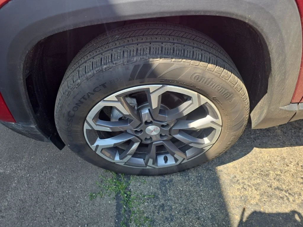 Certified Used 2025 Red GMC Elevation image 3