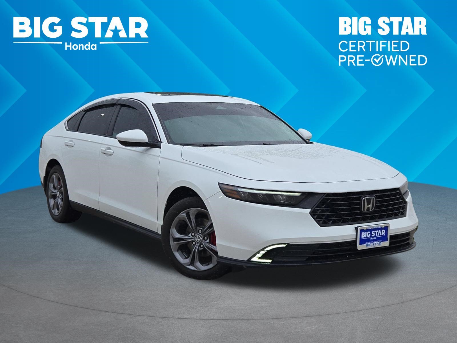 Used 2024 White Honda EX image 1