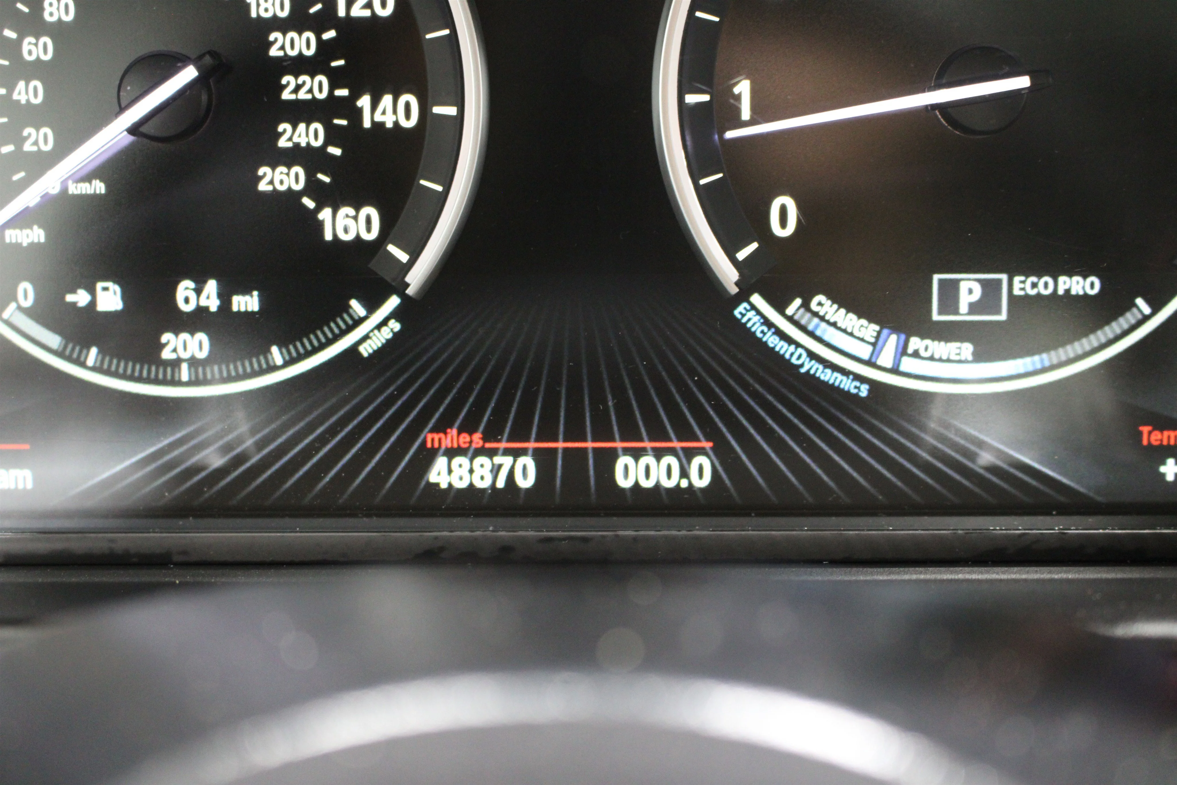 2016 BMW 5 Series 550i - Photo 13