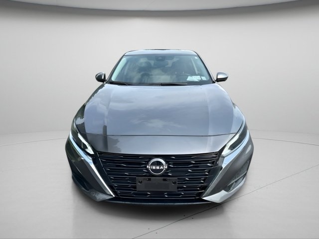 Used 2023 Gun Metallic Nissan 2.5 SL image 3