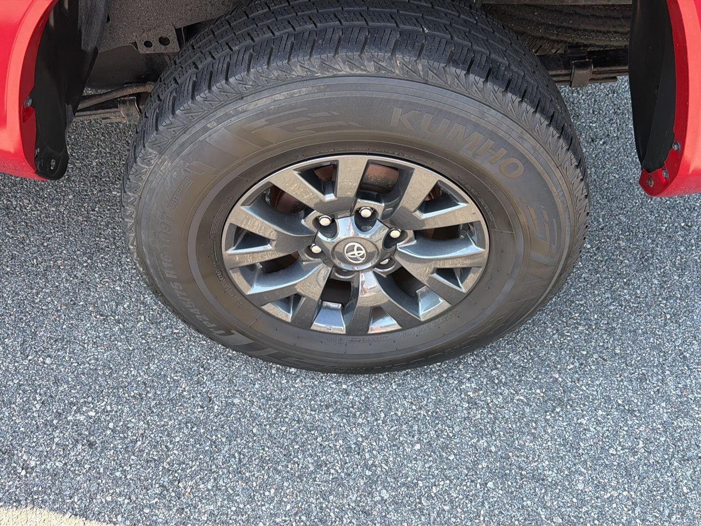 Used 2023 RED Toyota SR5 image 36