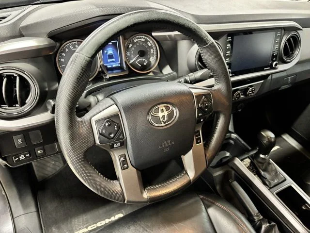 Used 2020 Gray Toyota SR5 image 16