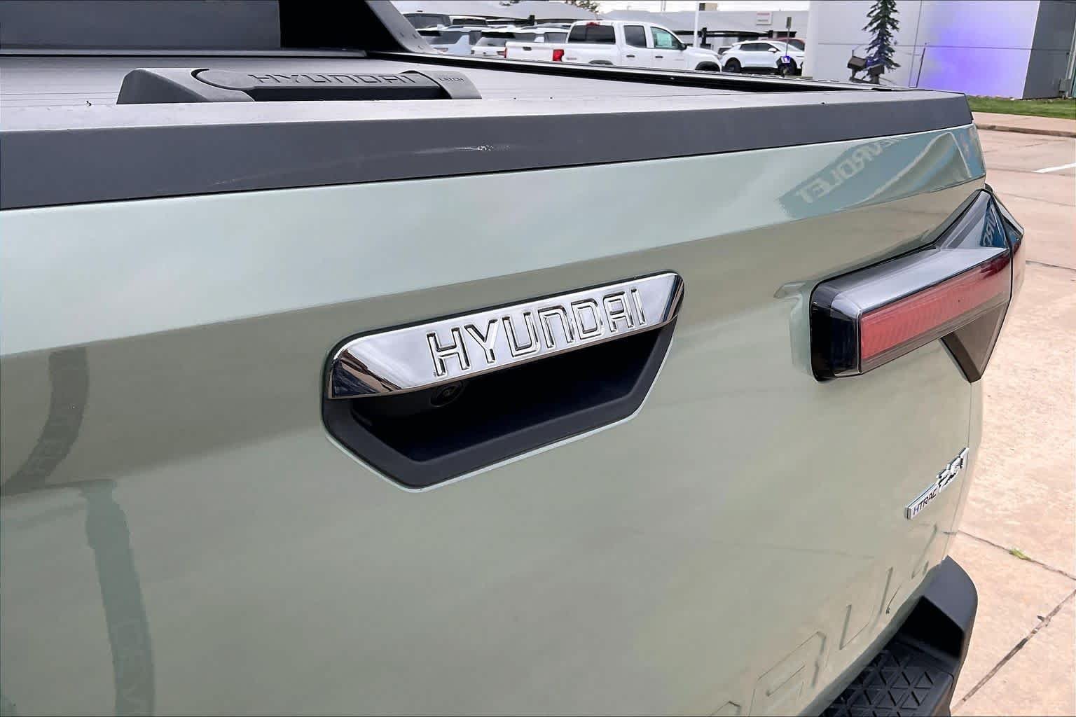 Used 2024 Sage Gray Hyundai Limited image 30