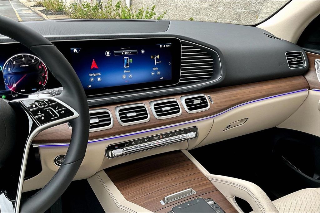 New 2026 Polar White Mercedes-Benz GLE 450 image 7