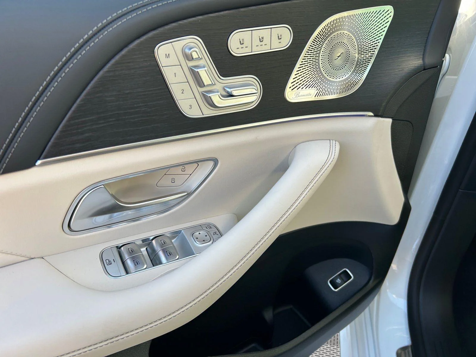 New 2026 Polar White Mercedes-Benz AMG® GLE 53 4MATIC+ Coupe image 12
